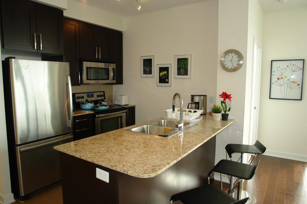 Goodwood Suites Mississauga Kamer foto