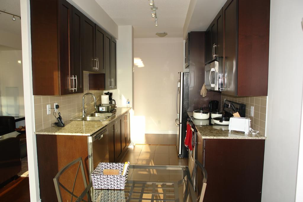 Goodwood Suites Mississauga Kamer foto