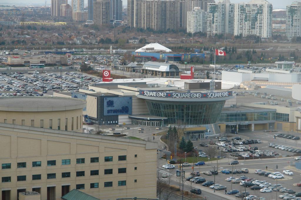 Goodwood Suites Mississauga Buitenkant foto