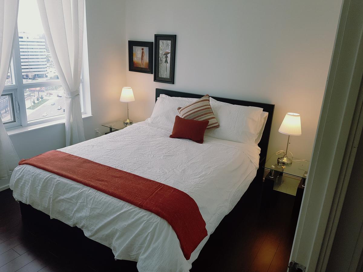 Goodwood Suites Mississauga Buitenkant foto