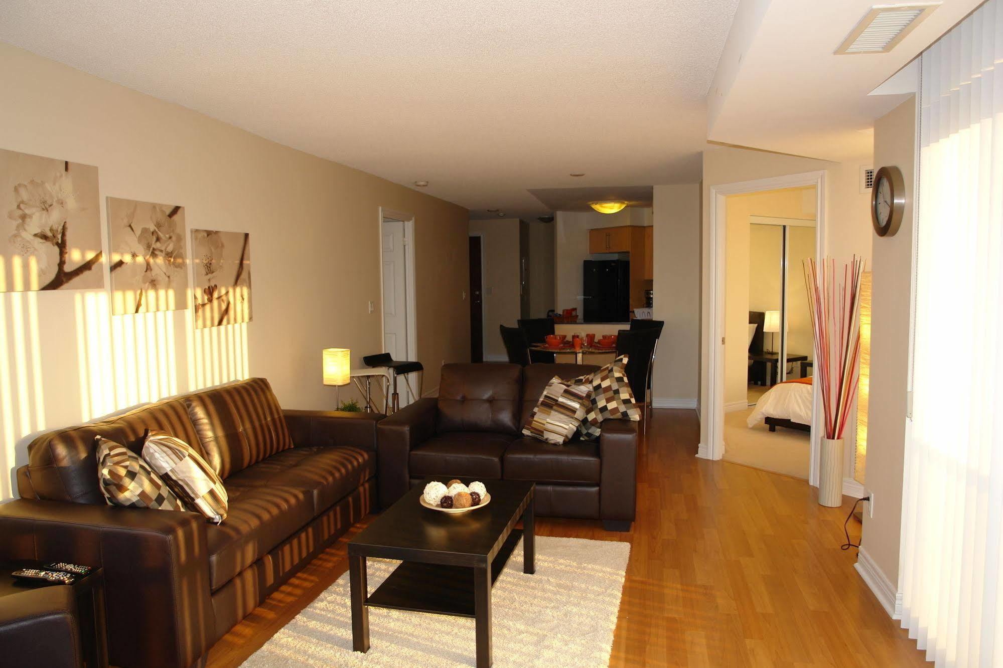 Goodwood Suites Mississauga Buitenkant foto