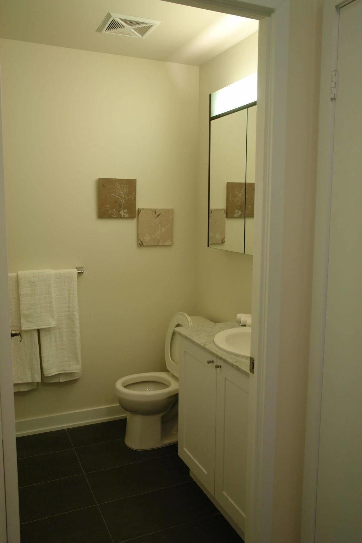 Goodwood Suites Mississauga Buitenkant foto