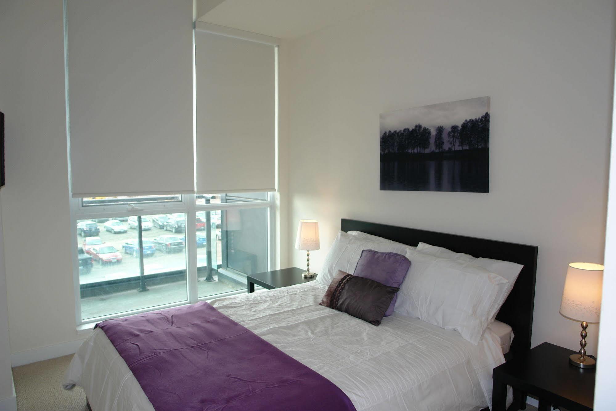 Goodwood Suites Mississauga Buitenkant foto